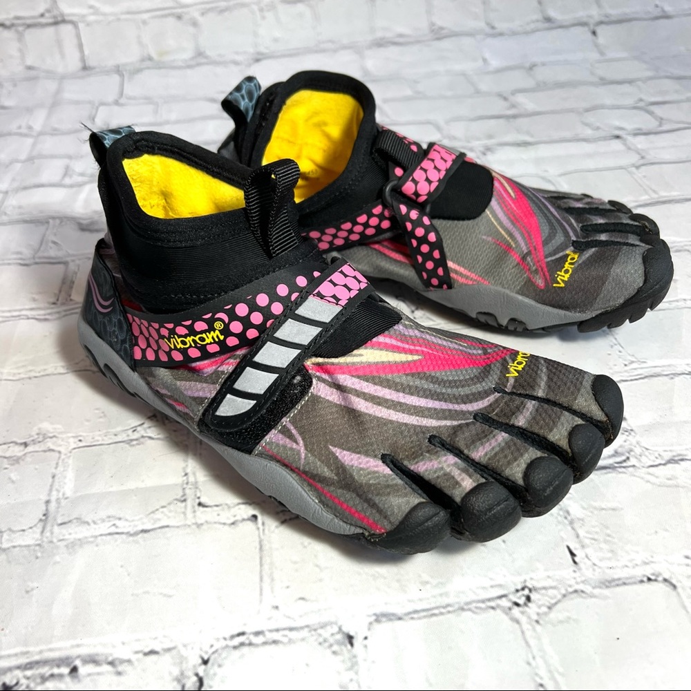 Vibram Youth 5 Finger Hiking Outdoor Shoes YL Sz 36 (US Women 6.5)